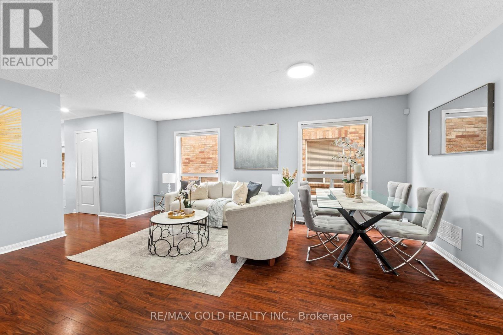 61 Herdwick Street, Brampton, Ontario  L6S 6L6 - Photo 11 - W13653970