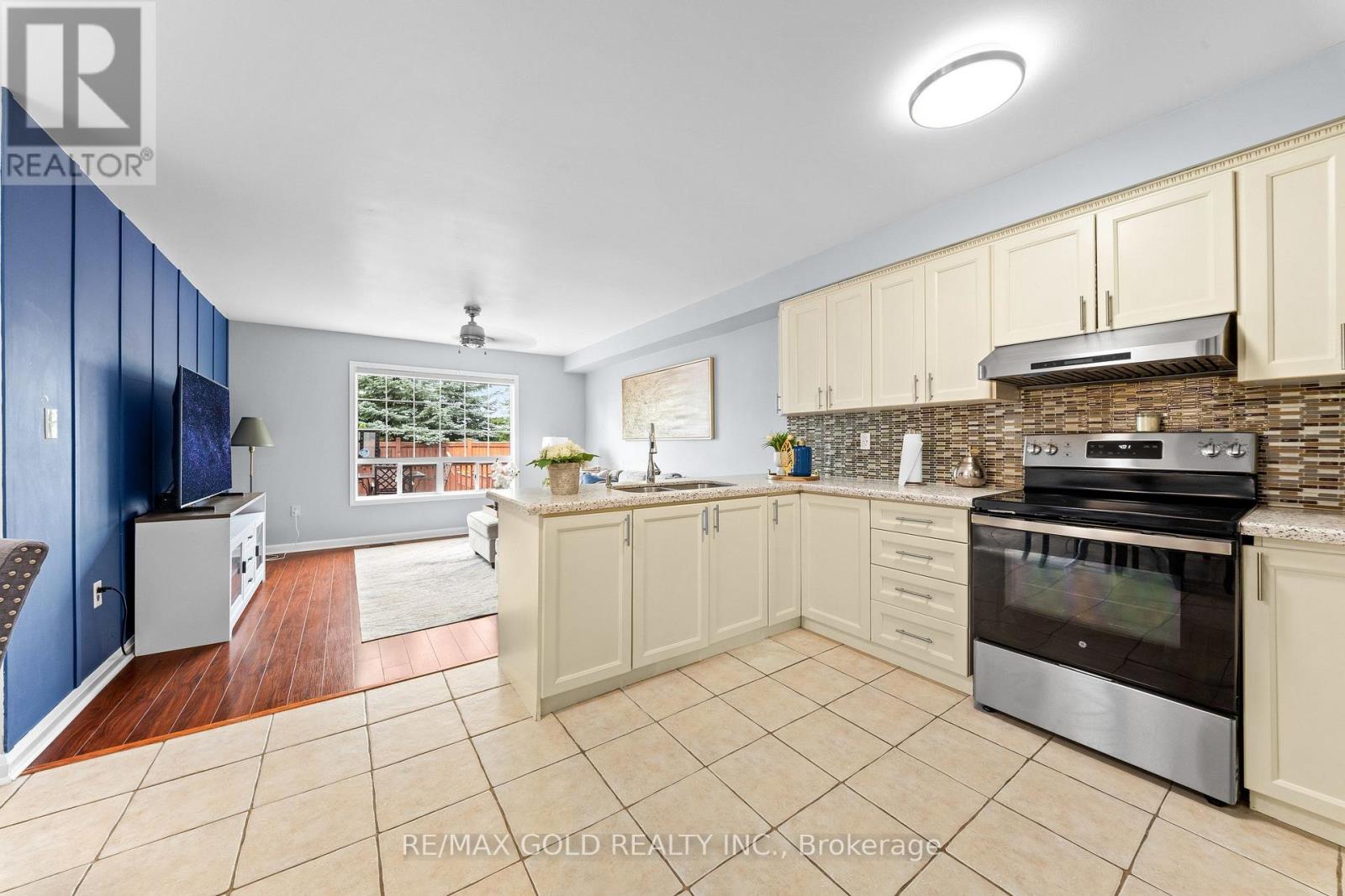 61 Herdwick Street, Brampton, Ontario  L6S 6L6 - Photo 14 - W13653970