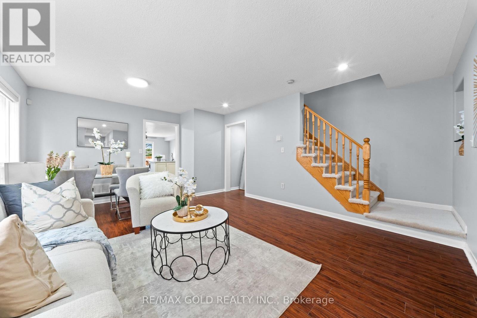 61 Herdwick Street, Brampton, Ontario  L6S 6L6 - Photo 9 - W13653970