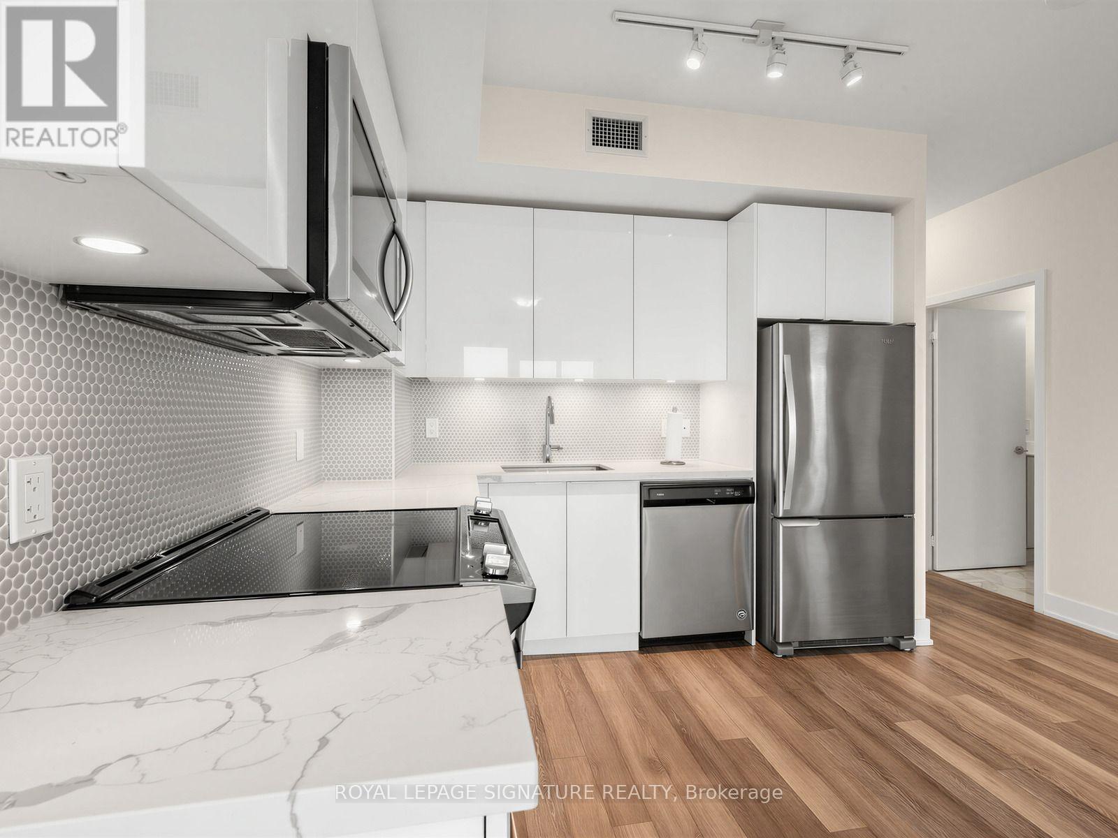 3402 - 20 Shore Breeze Drive, Toronto, Ontario  M8V 0C7 - Photo 11 - W13650516