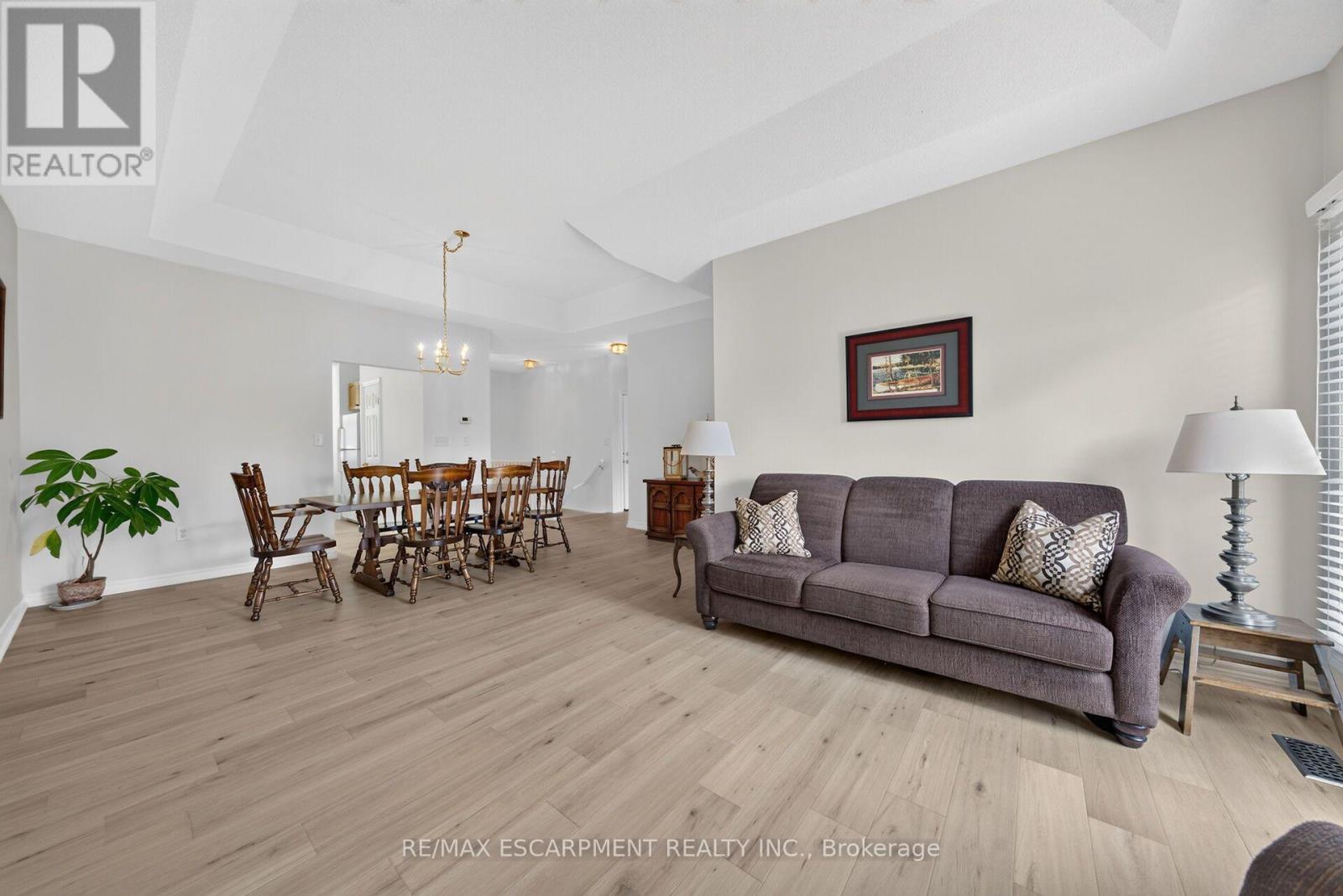 21 Twentyplace Boulevard, Hamilton, Ontario  L0R 1W0 - Photo 20 - X13653918