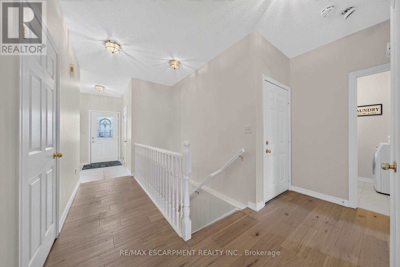 21 Twentyplace Boulevard, Hamilton, Ontario  L0R 1W0 - Photo 21 - X13653918