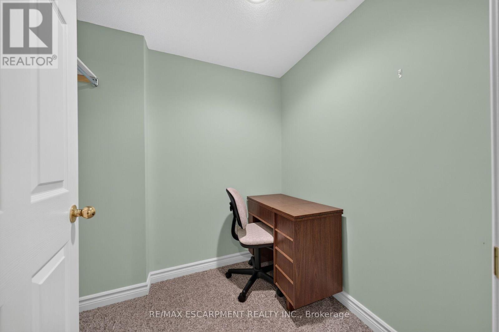 21 Twentyplace Boulevard, Hamilton, Ontario  L0R 1W0 - Photo 34 - X13653918