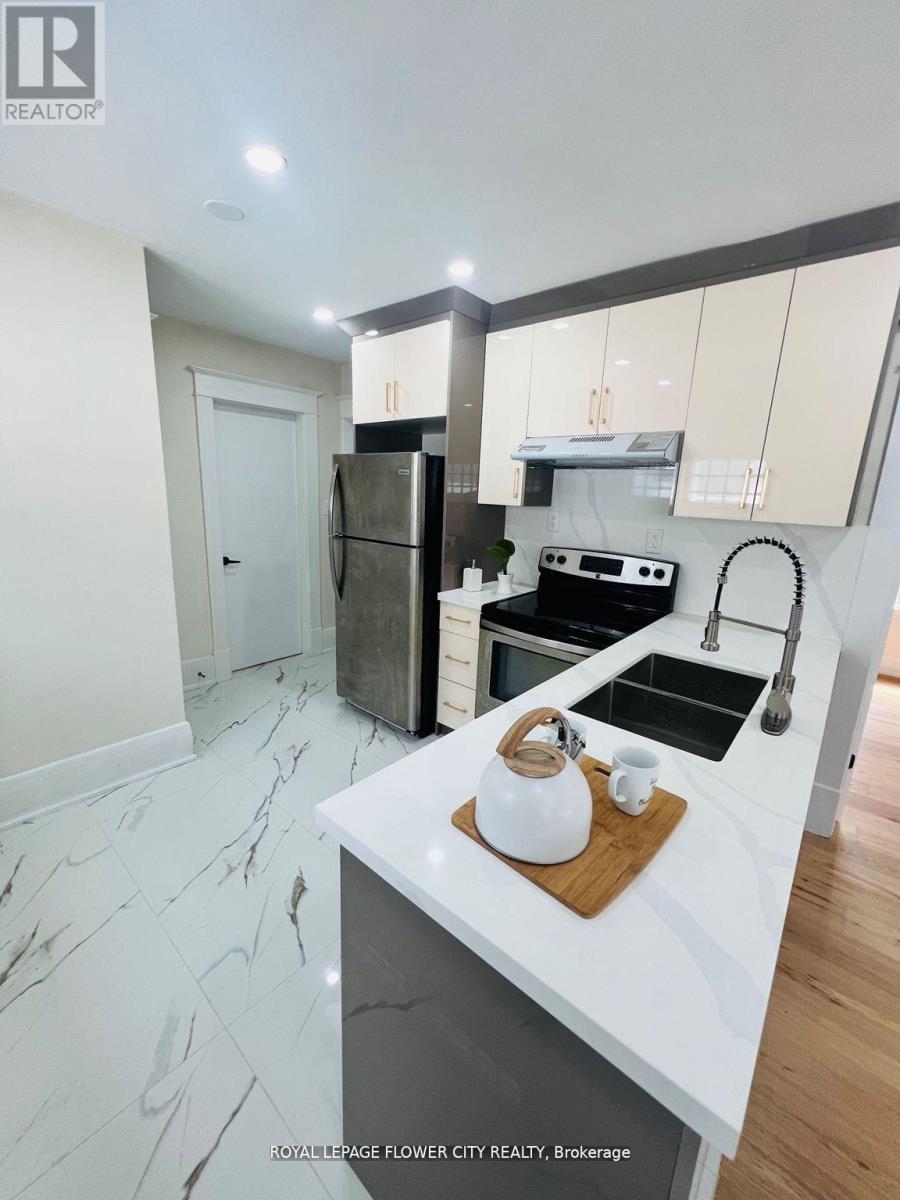 346 Wharncliffe Road S, London South, Ontario  N6J 2L8 - Photo 6 - X13653952
