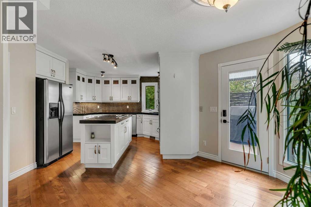 35 Strasbourg Bay SW, Calgary, Alberta  T3H 1Y3 - Photo 8 - A2335128