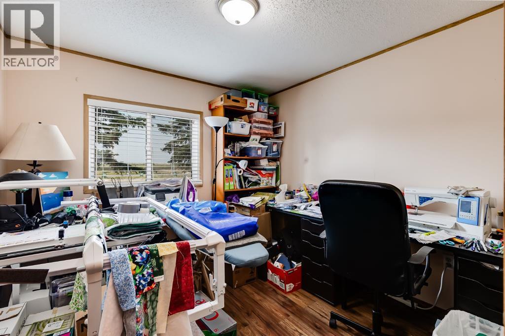 806 Beckner Crescent, Carstairs, Alberta  T0M 0N0 - Photo 12 - A2335859