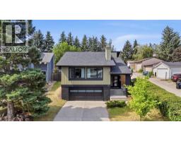 111 Coachwood Crescent SW, Calgary, Alberta