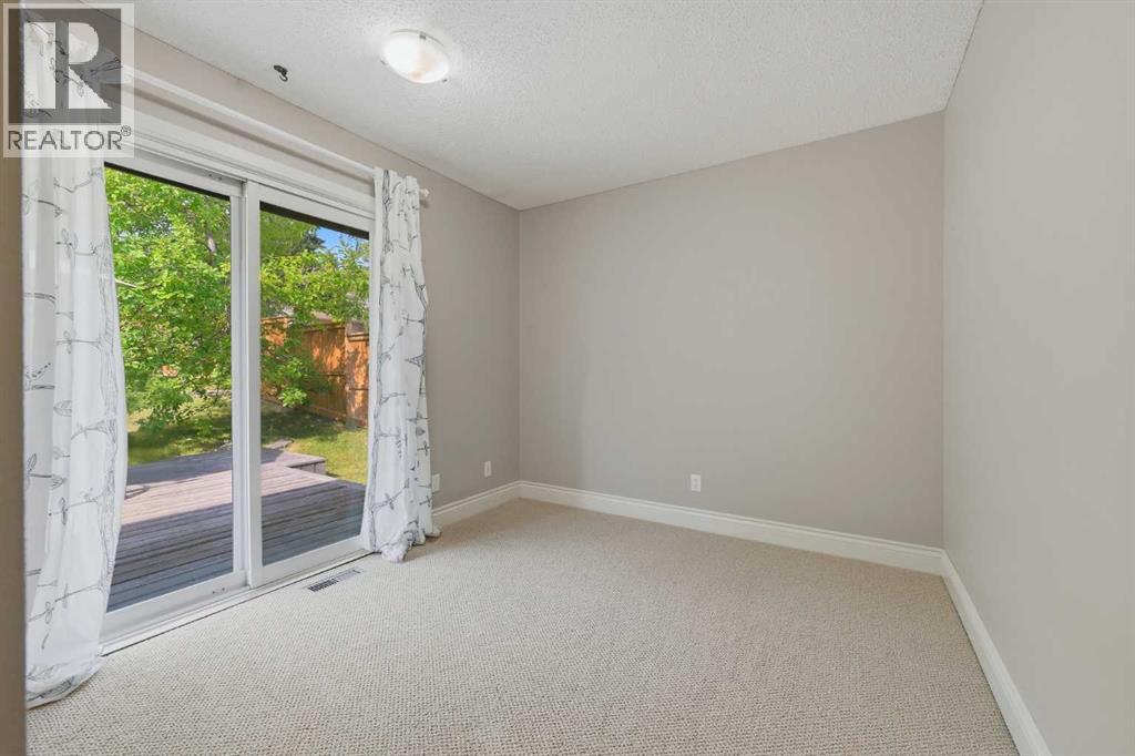 111 Coachwood Crescent Sw, Calgary, Alberta T3H 1C2 - Photo 19 - A2335109