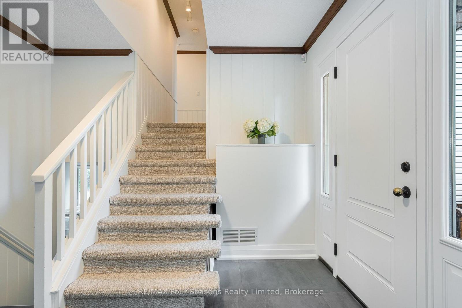 97 & 99 Huron Street, Collingwood, Ontario  L9Y 4Y3 - Photo 27 - S13653944