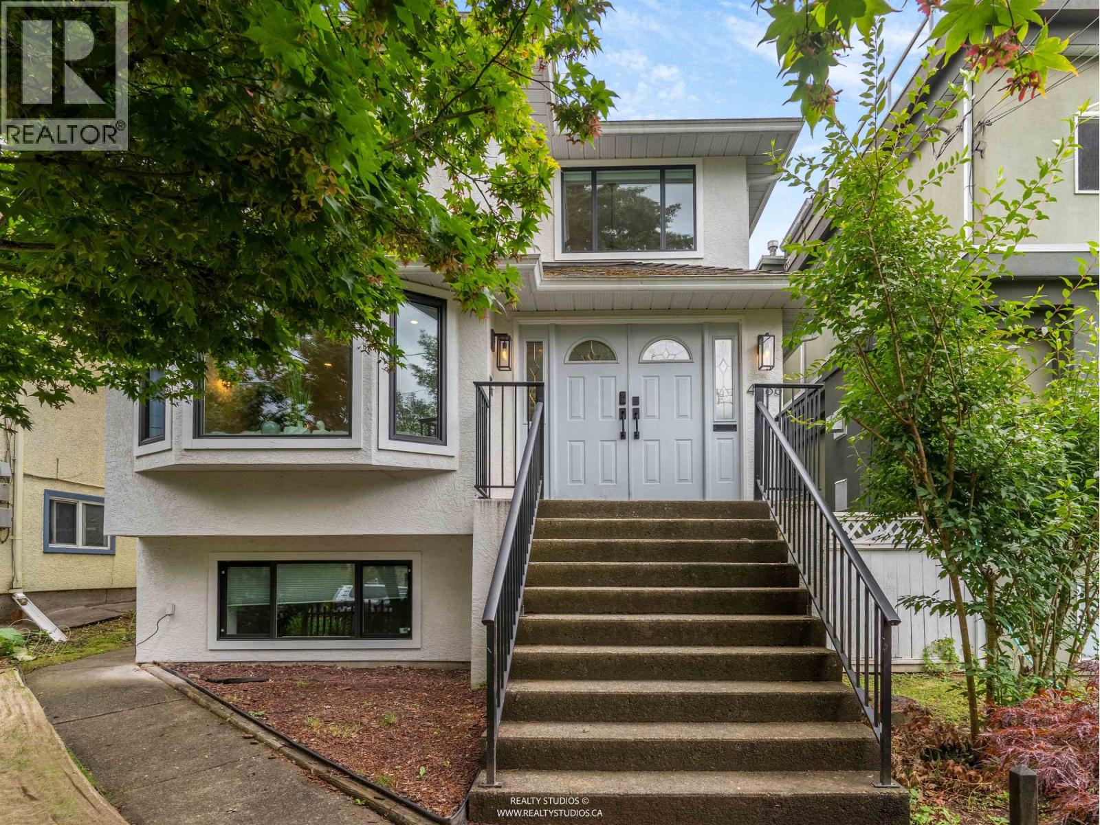 4588 James Street, Vancouver, British Columbia V5V 3J3 - Photo 2 - R3153963