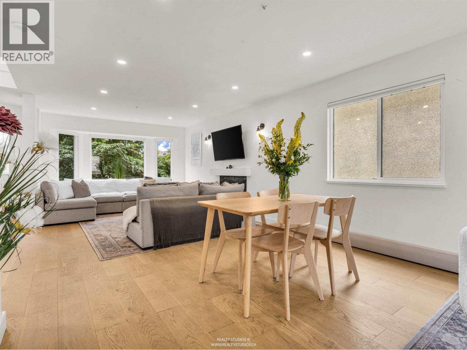 4588 James Street, Vancouver, British Columbia V5V 3J3 - Photo 5 - R3153963