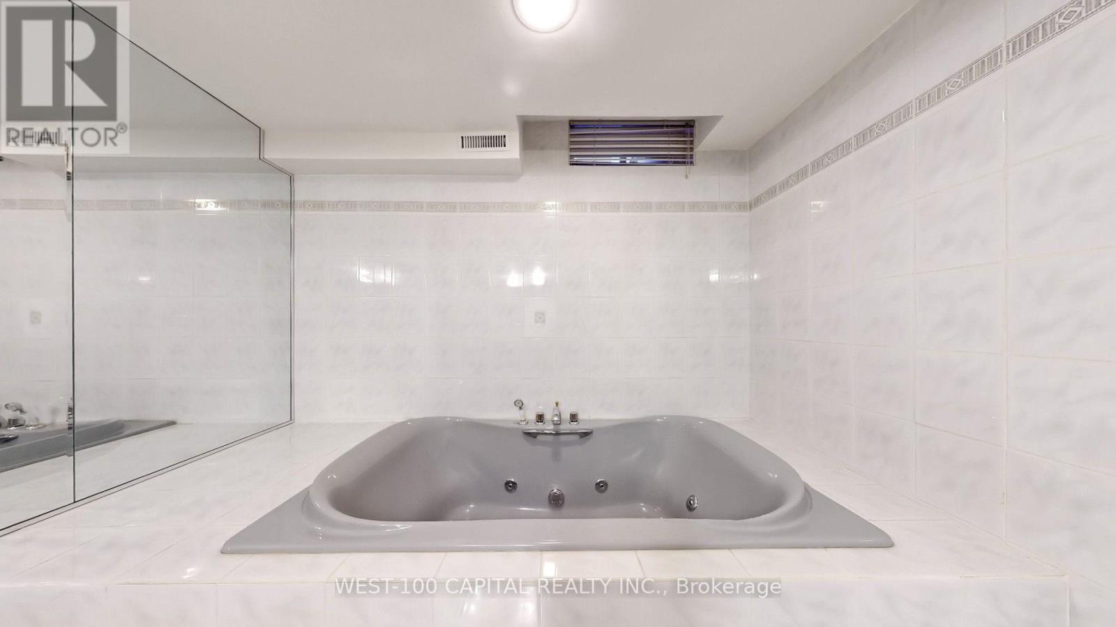 30 Wintermute Boulevard, Toronto, Ontario  M1W 3M6 - Photo 27 - E13480870