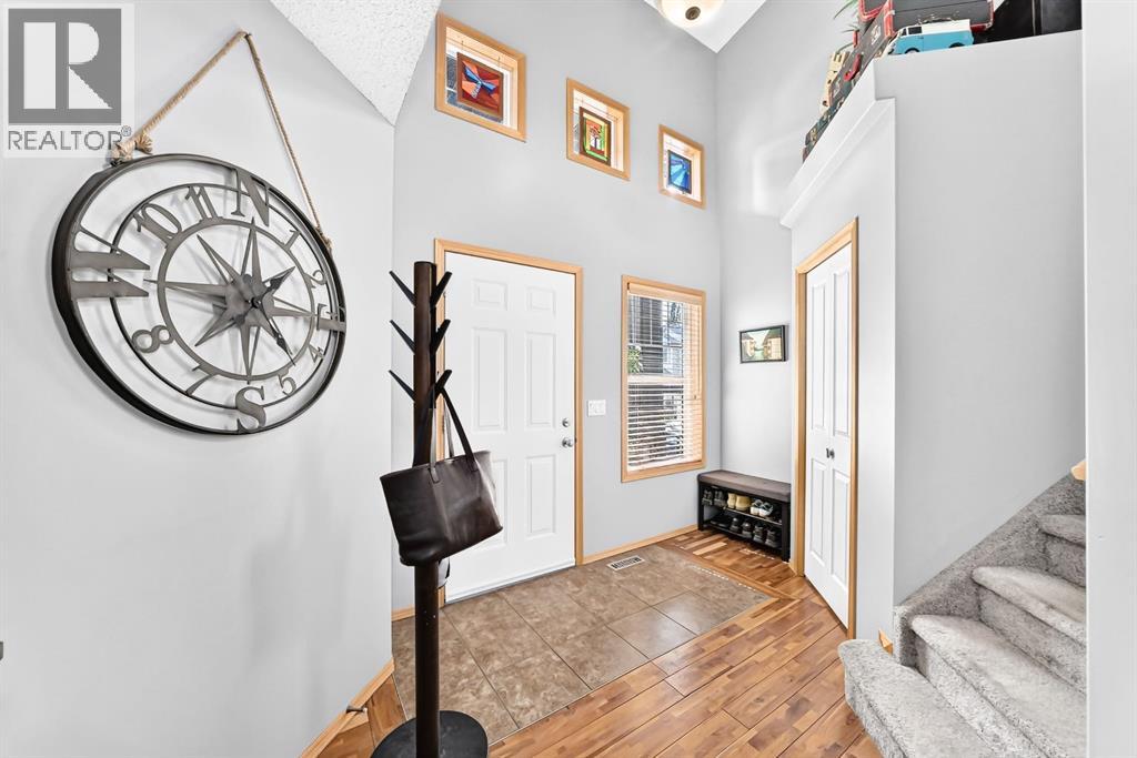 206 Panamount Grove NW, Calgary, Alberta  T3K 5V5 - Photo 4 - A2335687