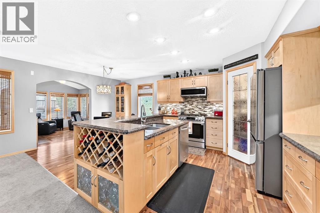 206 Panamount Grove NW, Calgary, Alberta  T3K 5V5 - Photo 6 - A2335687