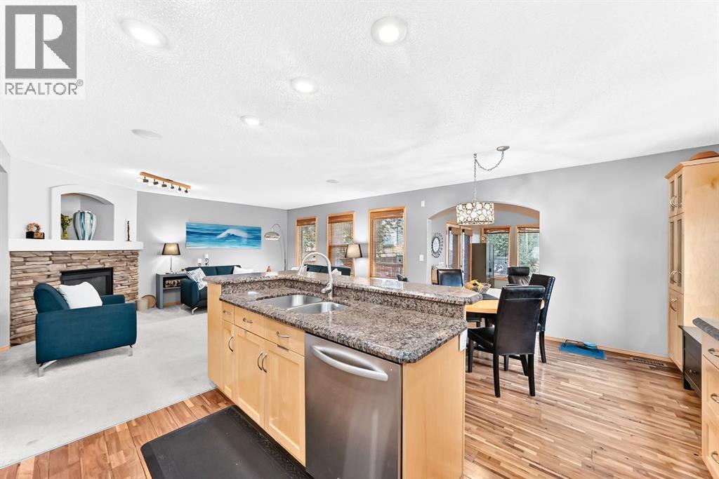 206 Panamount Grove NW, Calgary, Alberta  T3K 5V5 - Photo 7 - A2335687