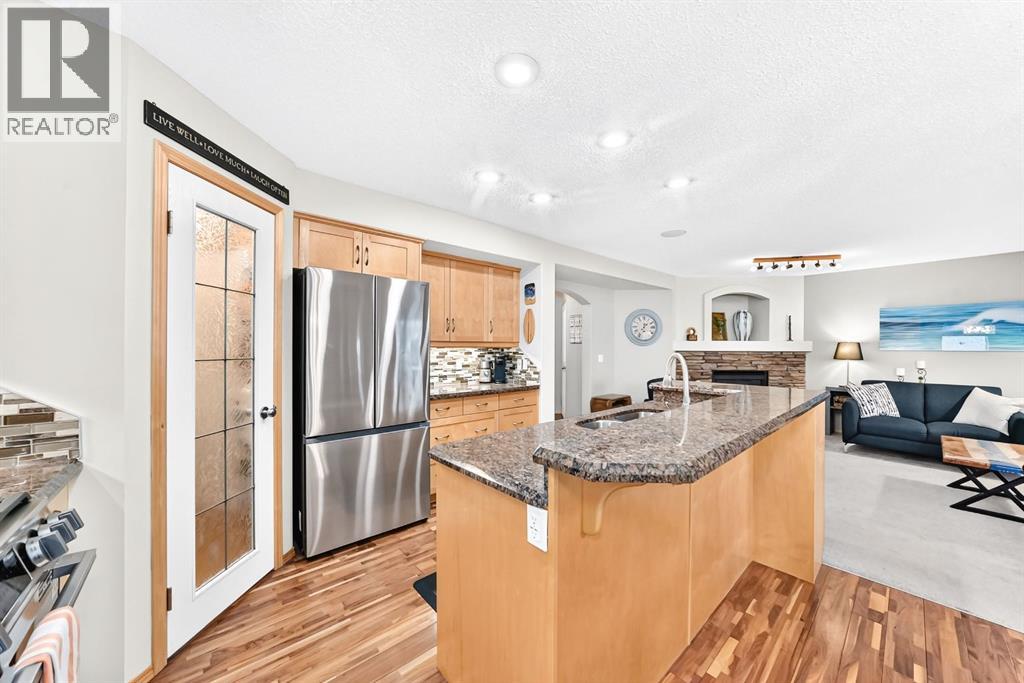 206 Panamount Grove NW, Calgary, Alberta  T3K 5V5 - Photo 8 - A2335687