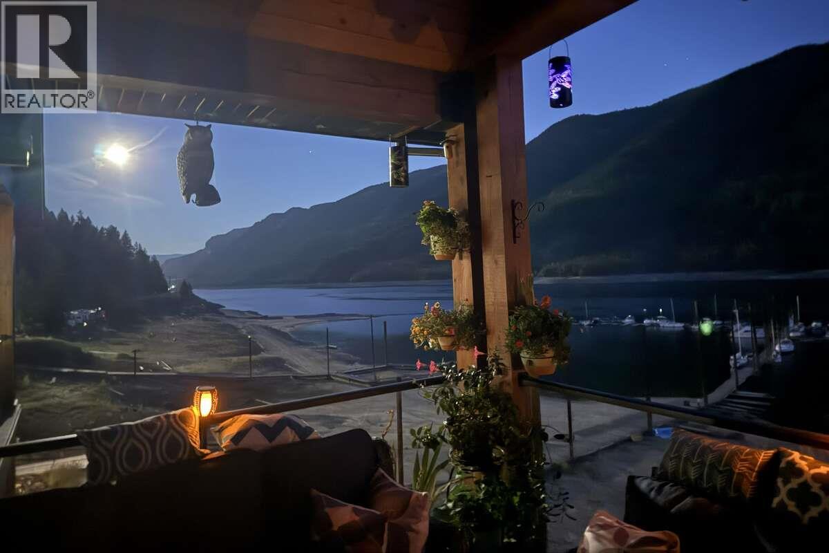 5570 Broadwater Road Unit# 315, Castlegar, British Columbia  V1N 0A1 - Photo 46 - 10383361