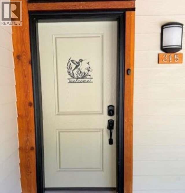 5570 Broadwater Road Unit# 315, Castlegar, British Columbia  V1N 0A1 - Photo 2 - 10383361