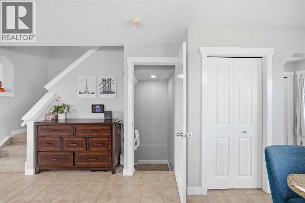 39 Panora Square NW, Calgary, Alberta  T3K 0R8 - Photo 20 - A2308754