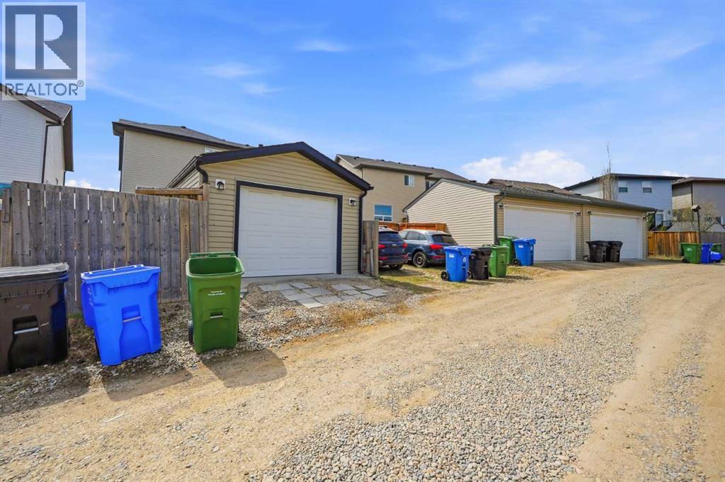39 Panora Square NW, Calgary, Alberta  T3K 0R8 - Photo 44 - A2308754