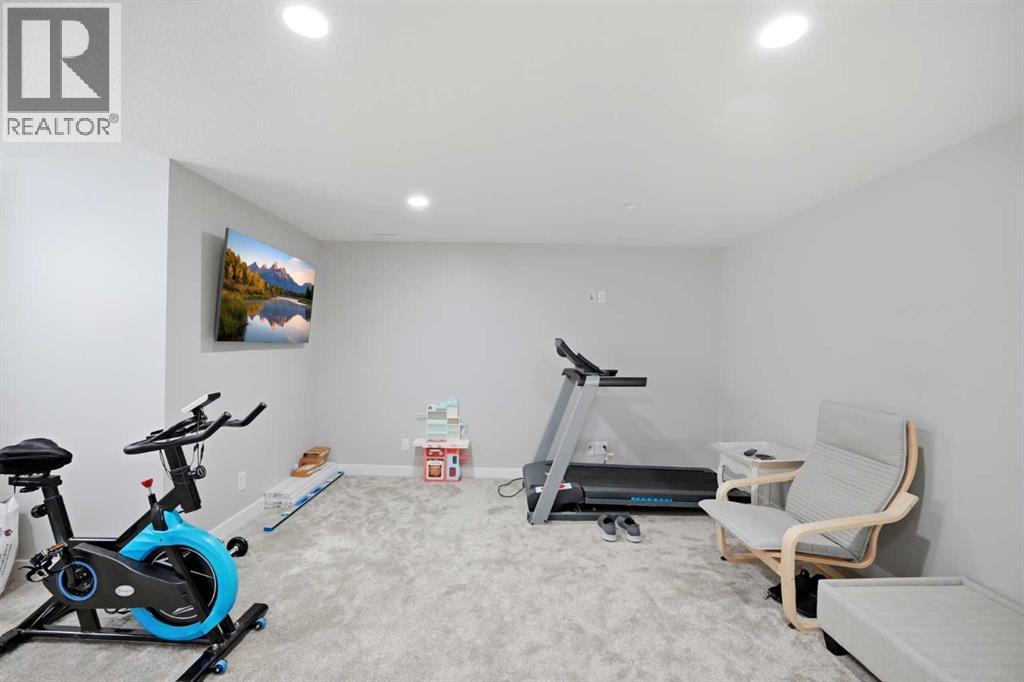 39 Panora Square NW, Calgary, Alberta  T3K 0R8 - Photo 35 - A2308754