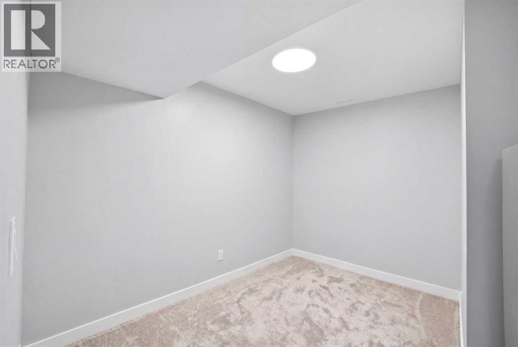 39 Panora Square NW, Calgary, Alberta  T3K 0R8 - Photo 39 - A2308754