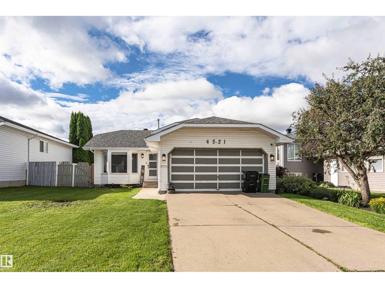 4521 29 Av NW, Edmonton, Alberta  T6L 4W6 - Photo 2 - E4502849