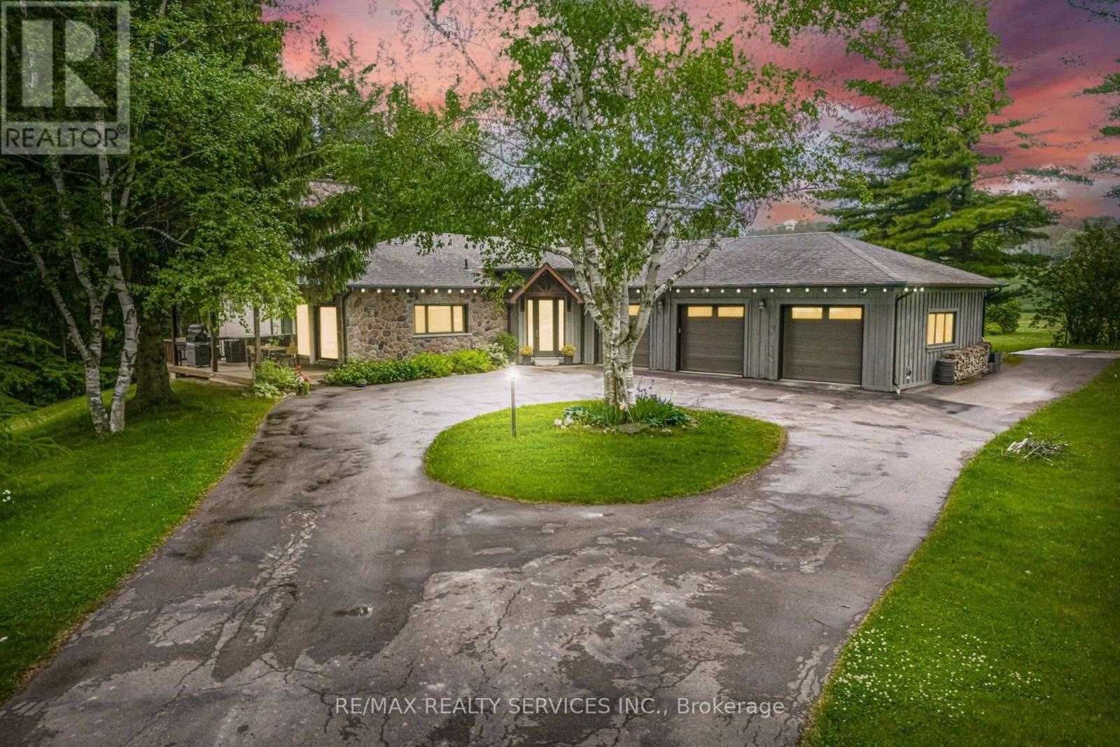 19246 CENTREVILLE CREEK ROAD, Caledon, Ontario