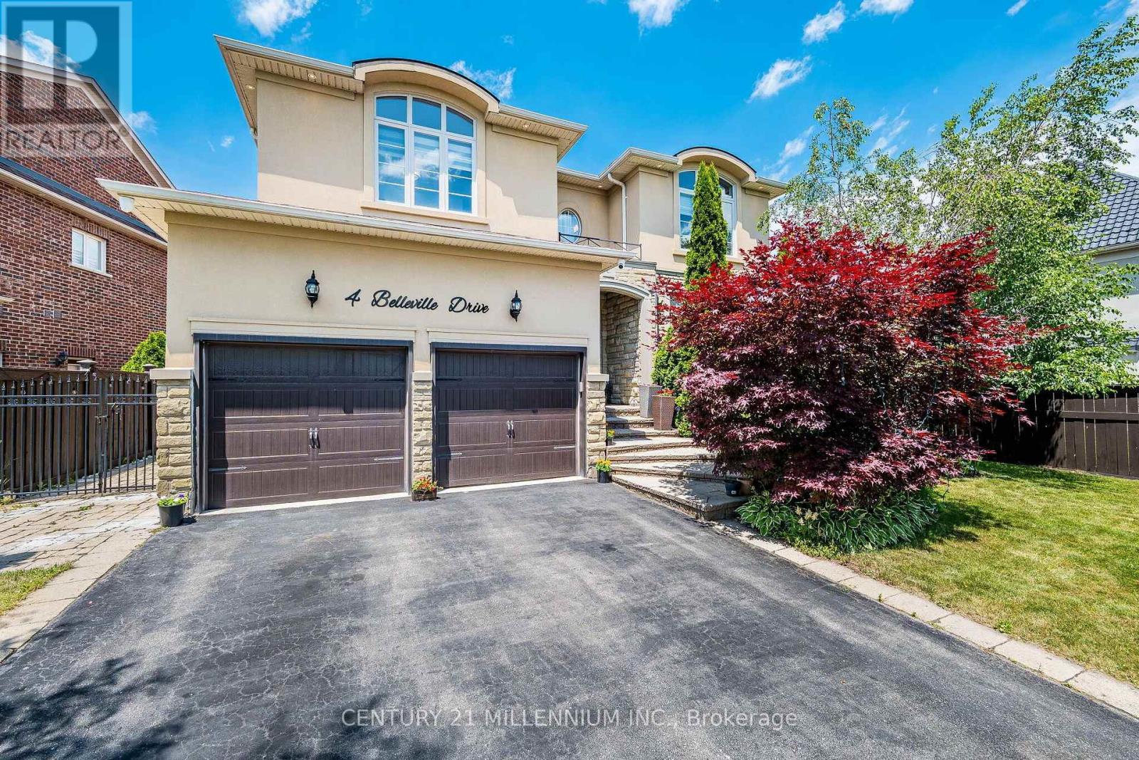 4 BELLEVILLE DRIVE, Brampton, Ontario