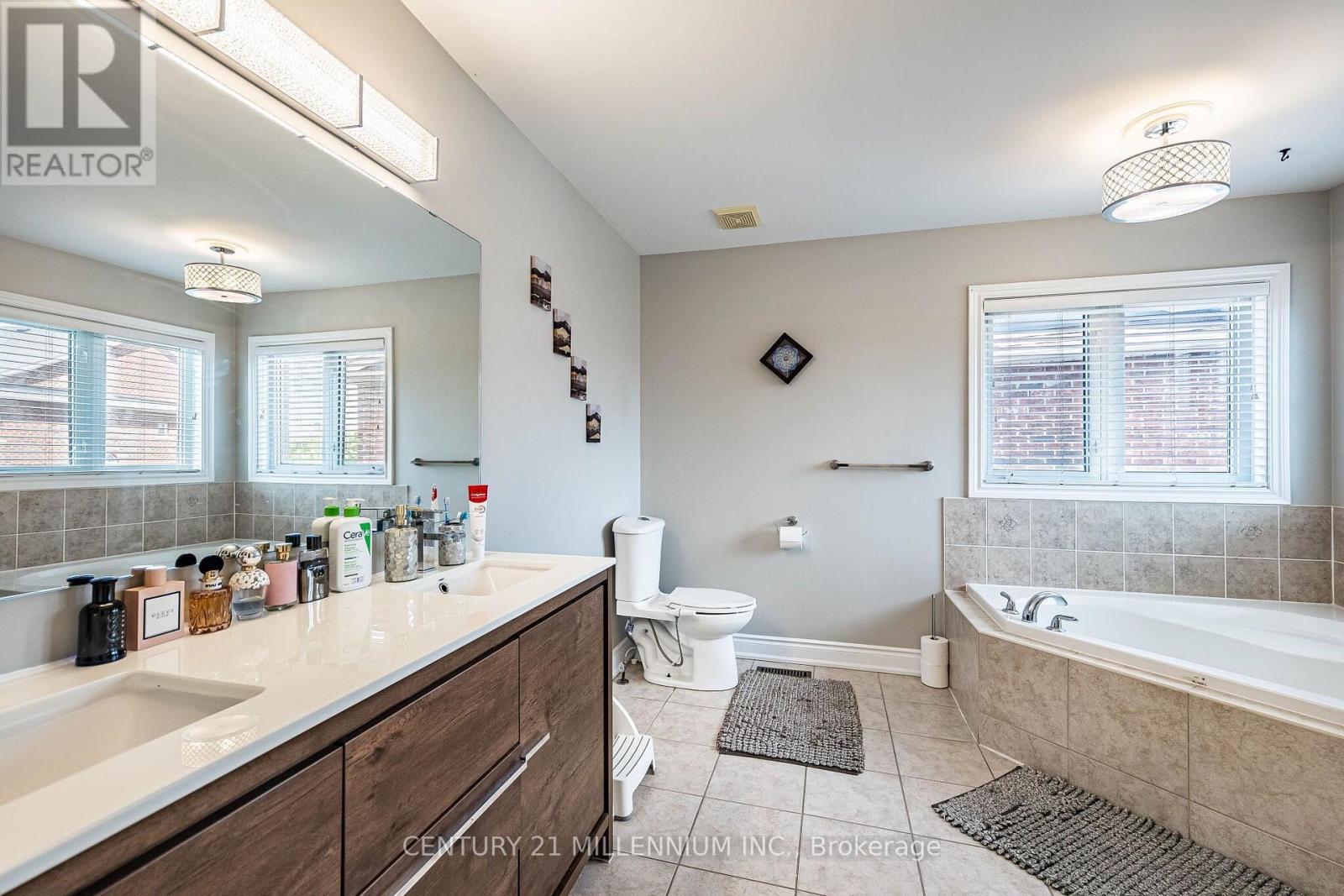 4 Belleville Drive, Brampton, Ontario  L6P 1V7 - Photo 30 - W13654008