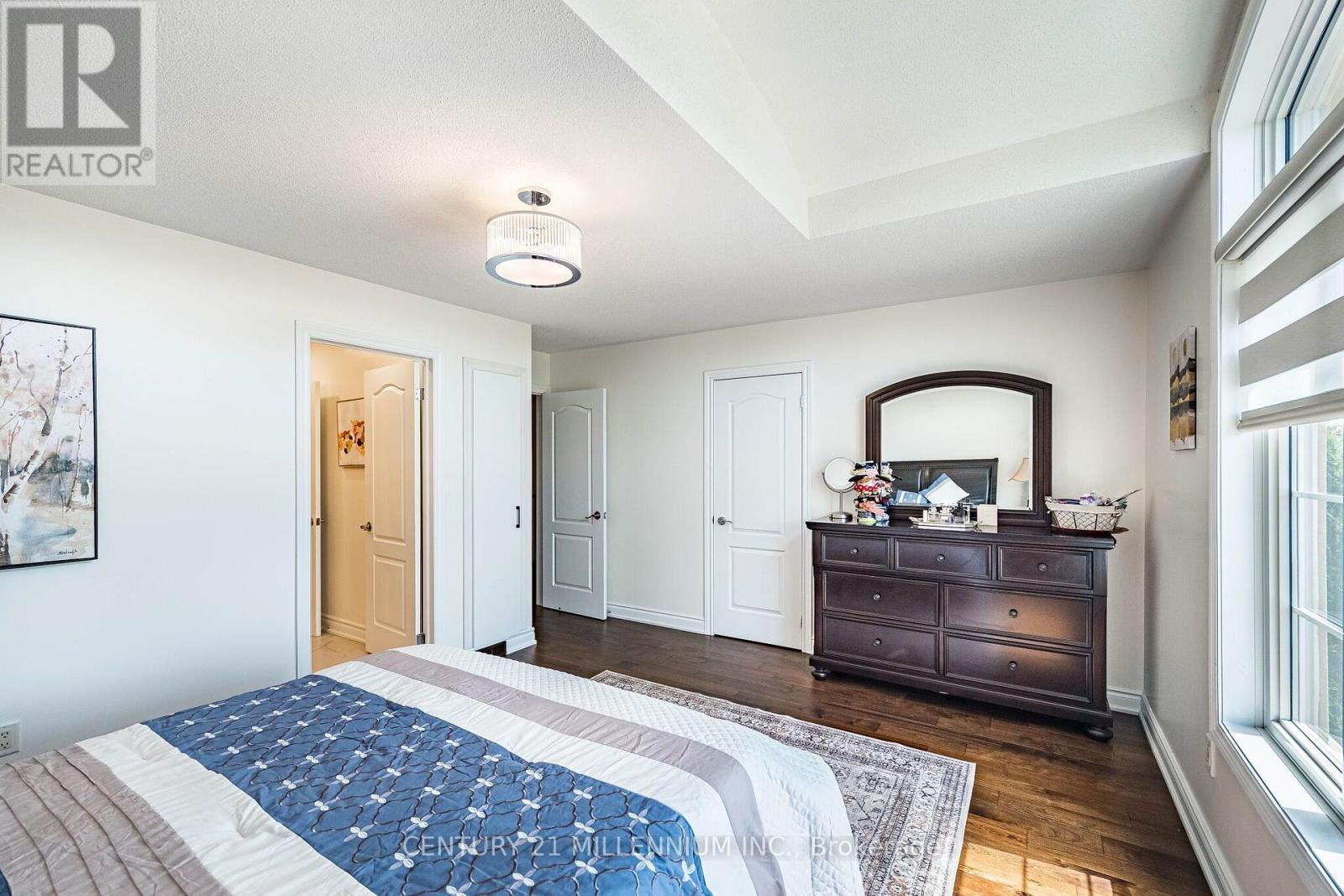 4 Belleville Drive, Brampton, Ontario  L6P 1V7 - Photo 36 - W13654008