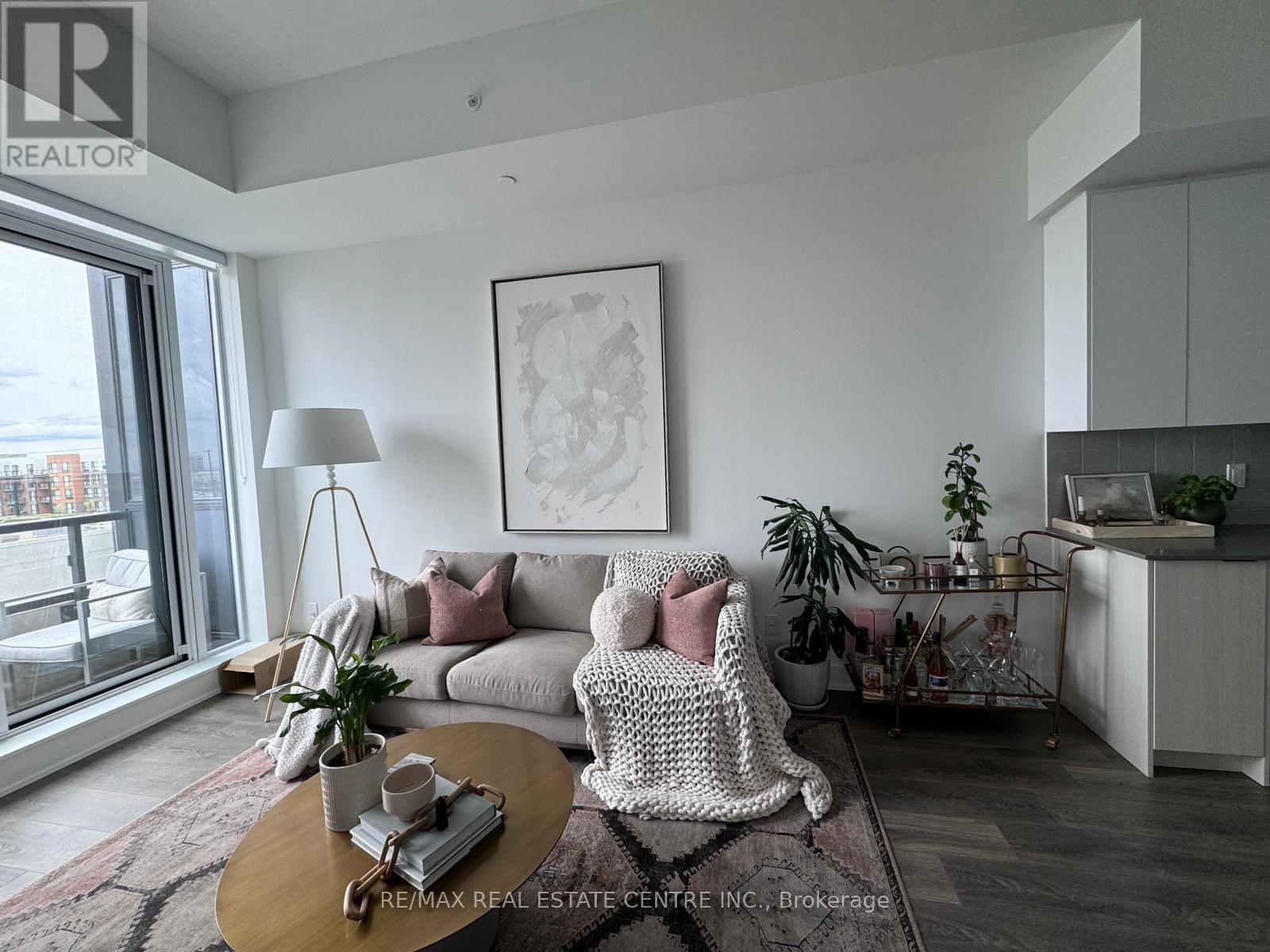 308 - 2481 Taunton Road, Oakville (Ro River Oaks), Ontario  L6H 3R7 - Photo 6 - W13654012