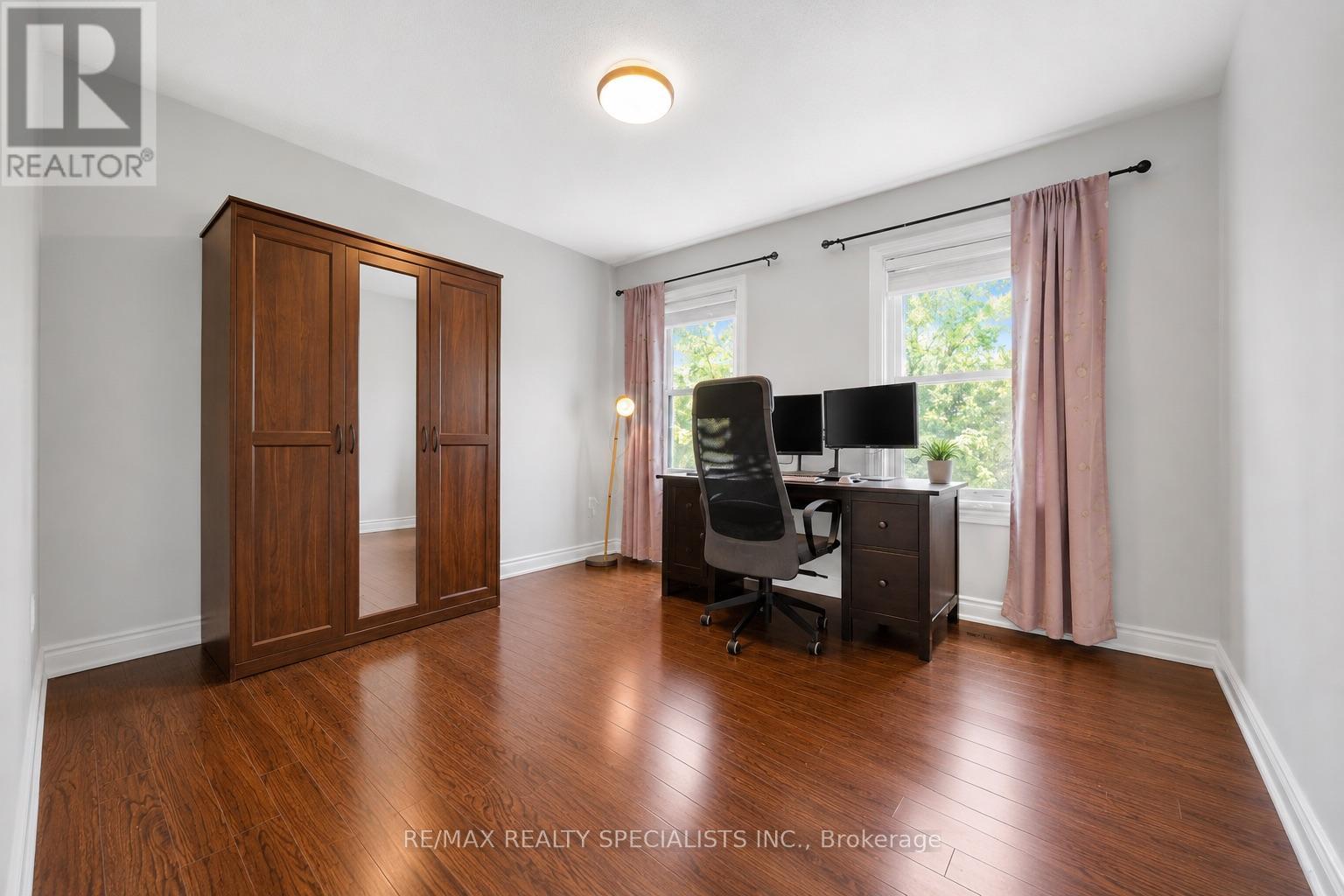22 Clayborne Avenue, Brampton, Ontario  L7A 1N8 - Photo 10 - W13654026