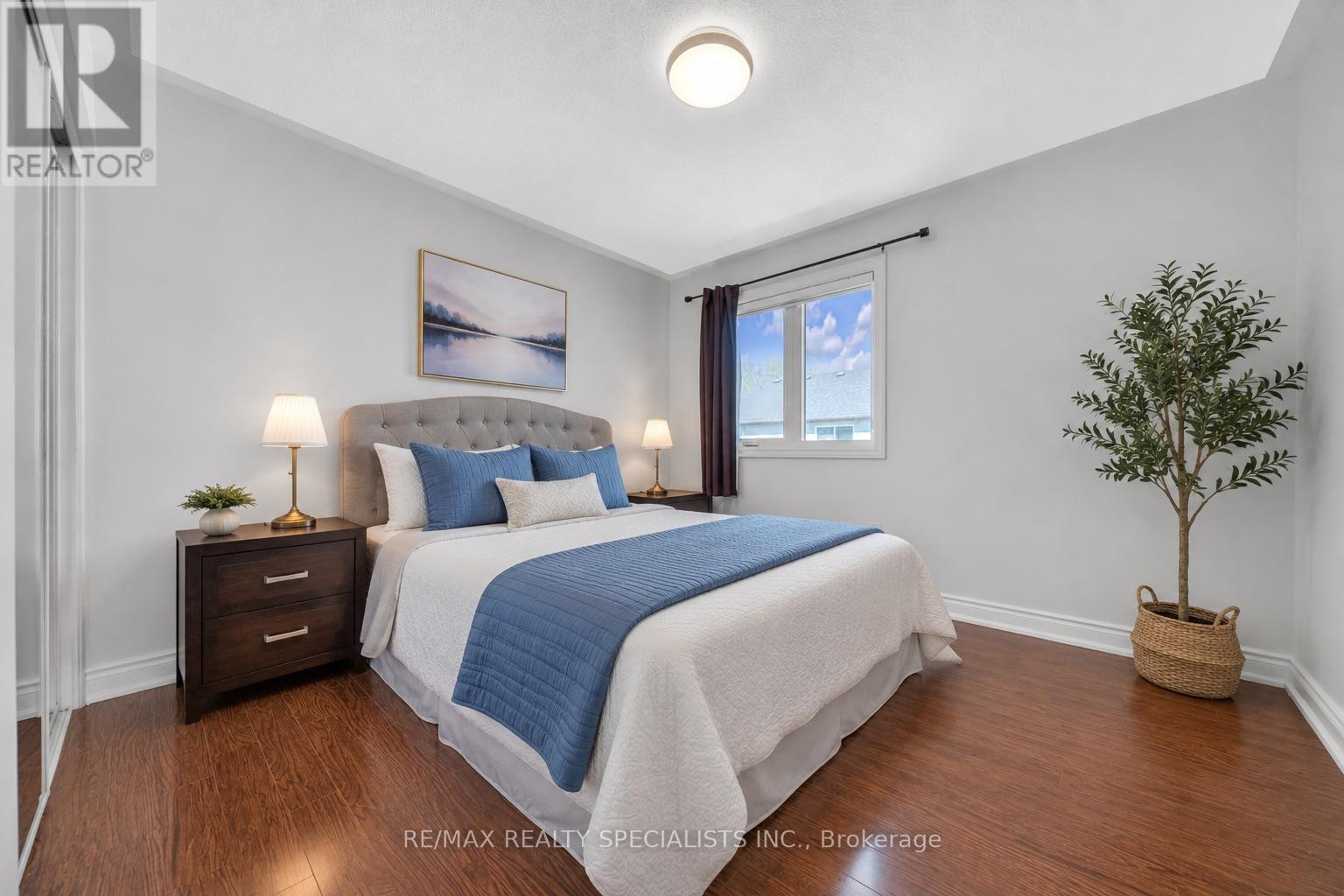 22 Clayborne Avenue, Brampton, Ontario  L7A 1N8 - Photo 9 - W13654026