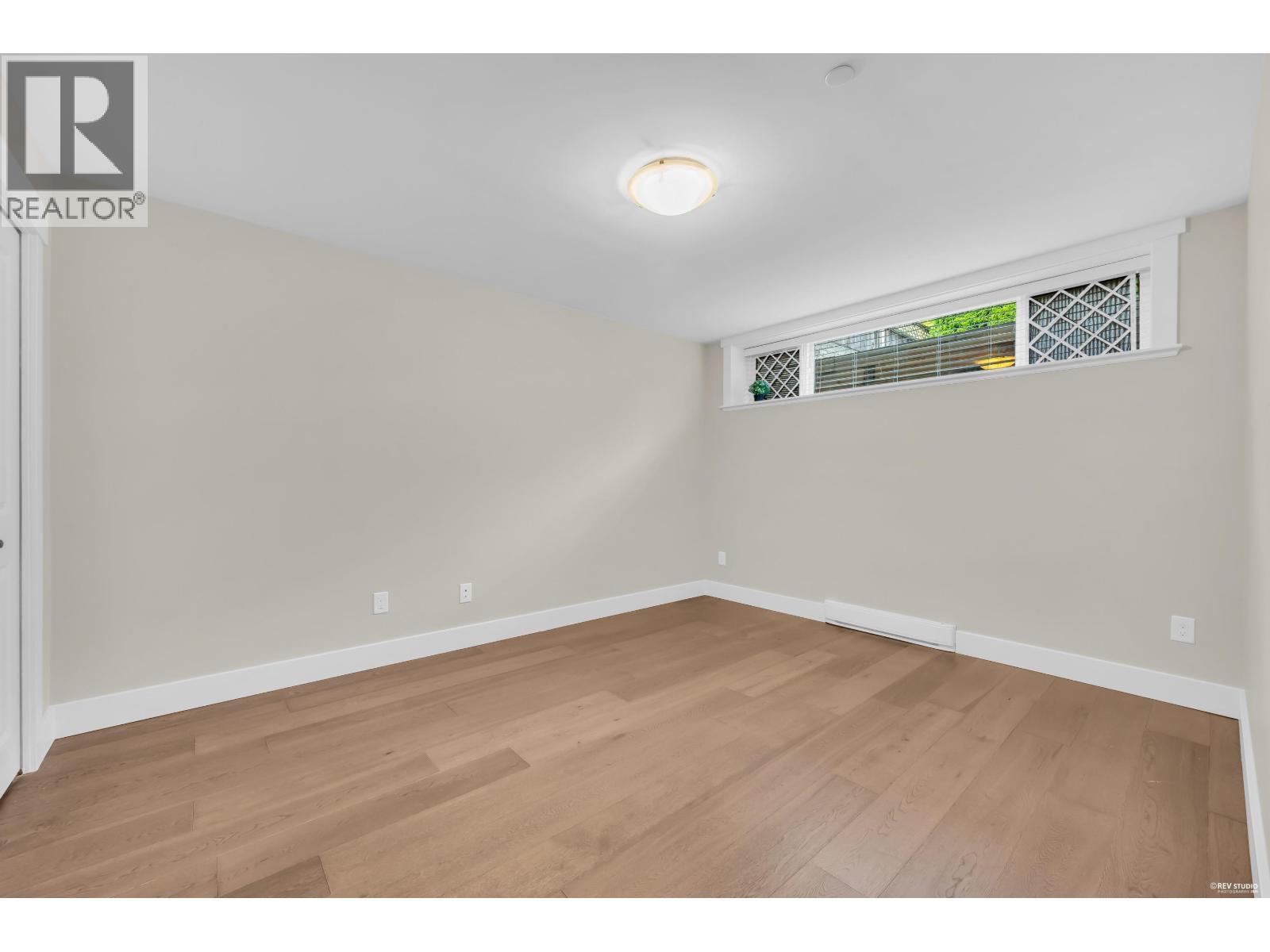 610 Thirteenth Street, New Westminster, British Columbia V3M 4M2 - Photo 31 - R3153850