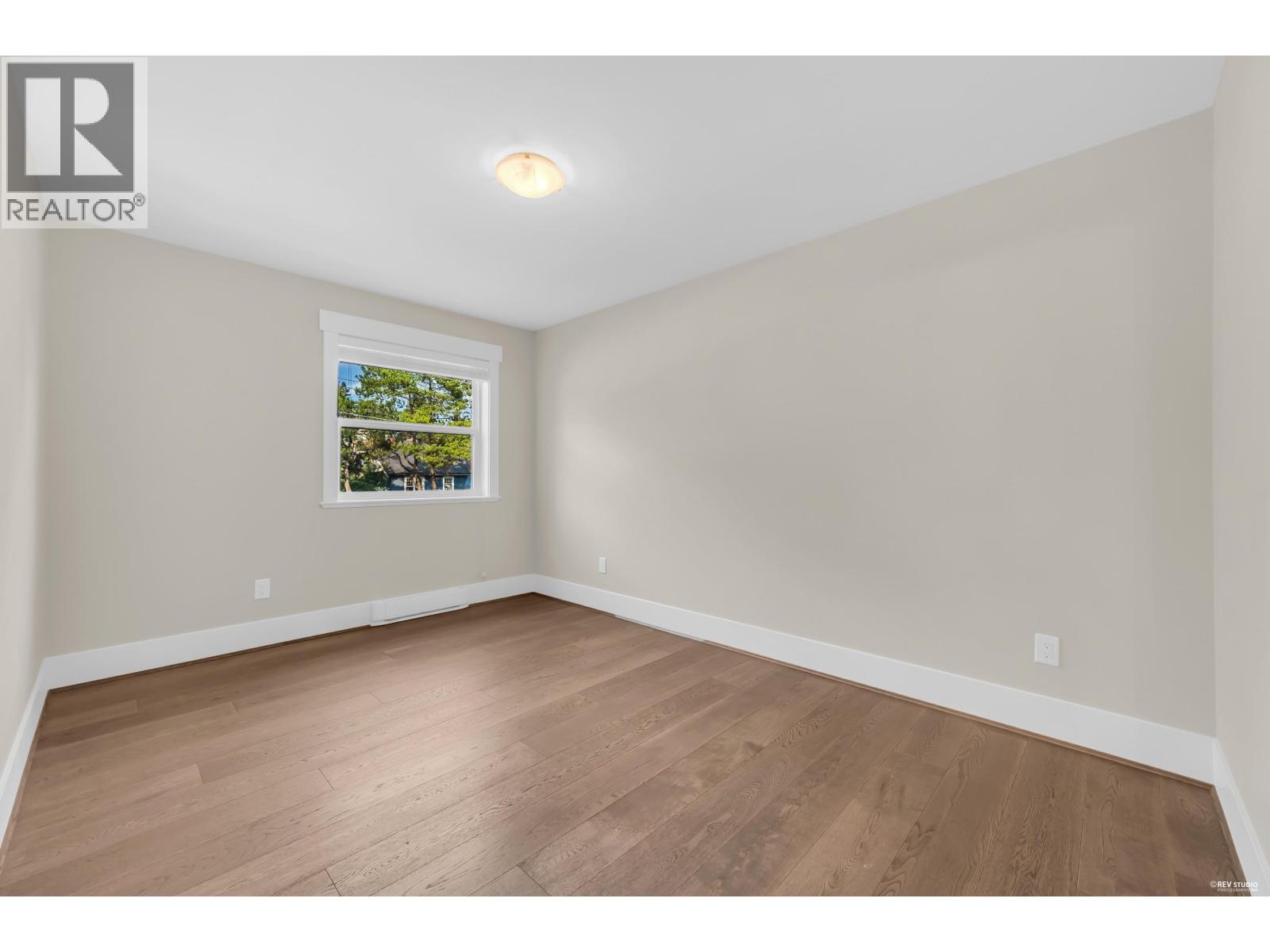 610 Thirteenth Street, New Westminster, British Columbia V3M 4M2 - Photo 30 - R3153850