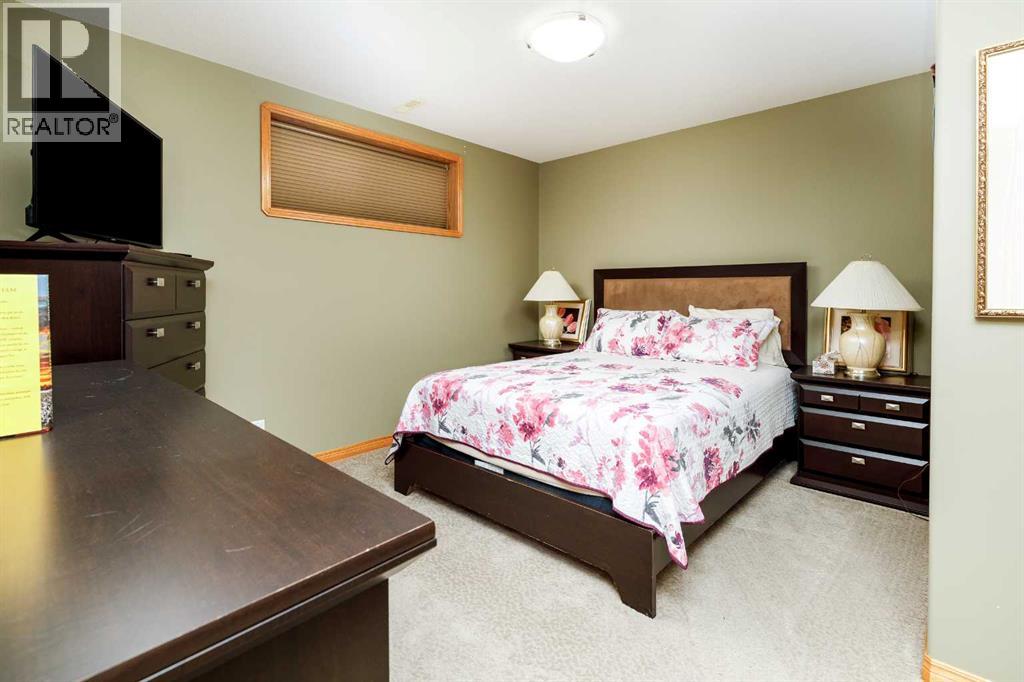 111 Adams Close, Red Deer, Alberta  T4R 3C7 - Photo 38 - A2328700