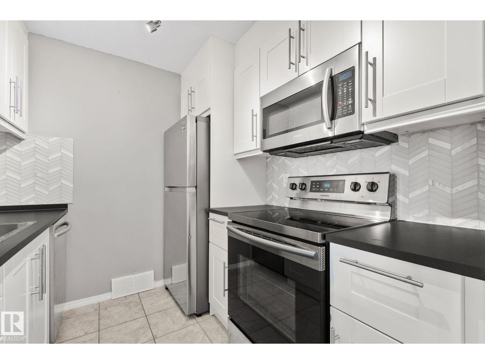 #210 2508 50 St NW, Edmonton, Alberta T6L 6X9 - Photo 16 - E4502851
