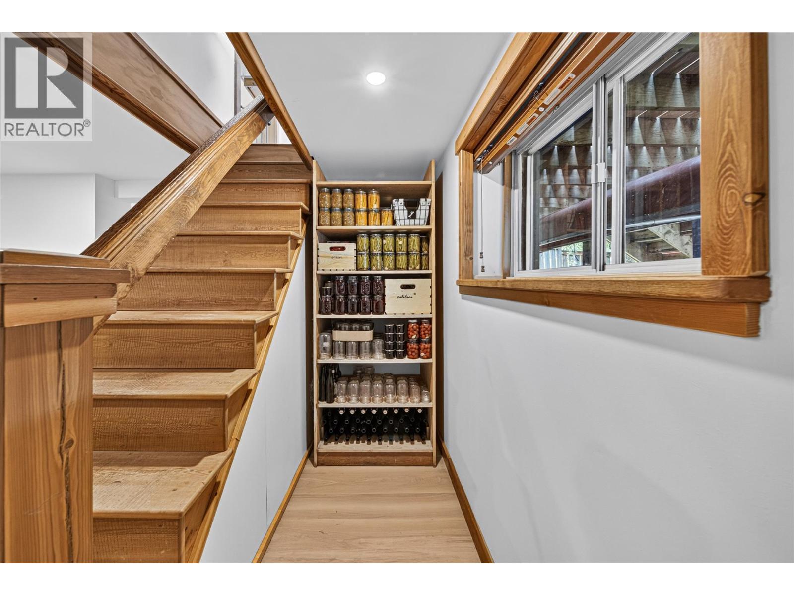 1161 10th Avenue, Fernie, British Columbia  V0B 1M5 - Photo 22 - 10396875