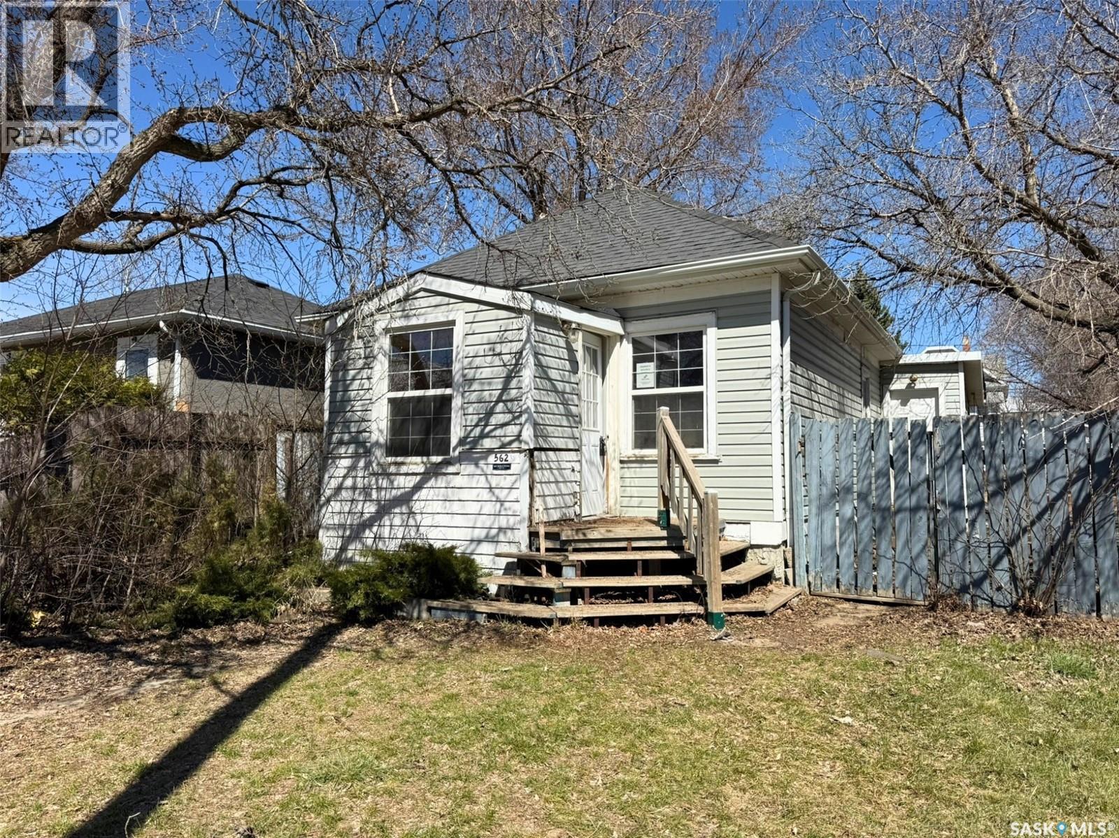562 Athabasca STREET W, moose jaw, Saskatchewan