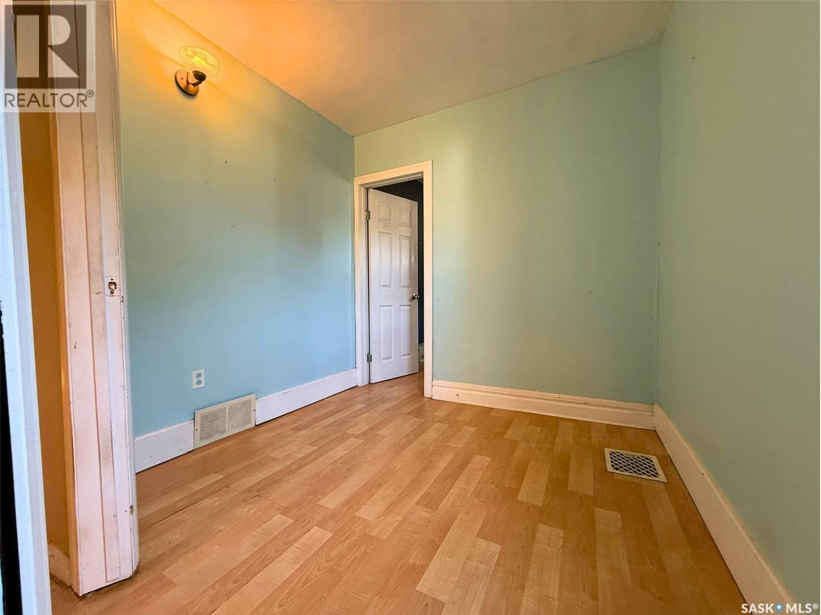 562 Athabasca Street W, Moose Jaw, Saskatchewan  S6H 2C6 - Photo 14 - SK044946