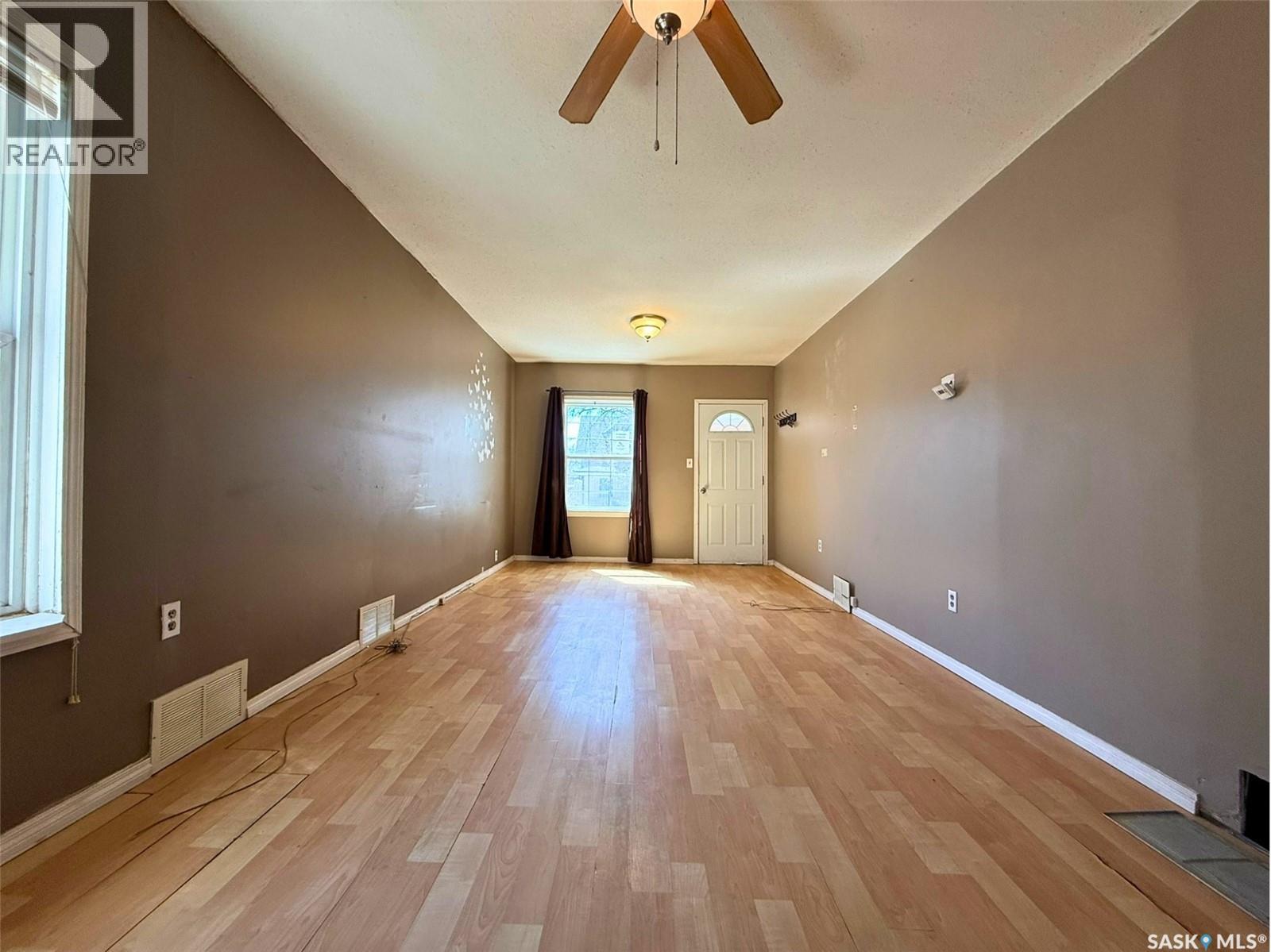 562 Athabasca Street W, Moose Jaw, Saskatchewan  S6H 2C6 - Photo 6 - SK044946