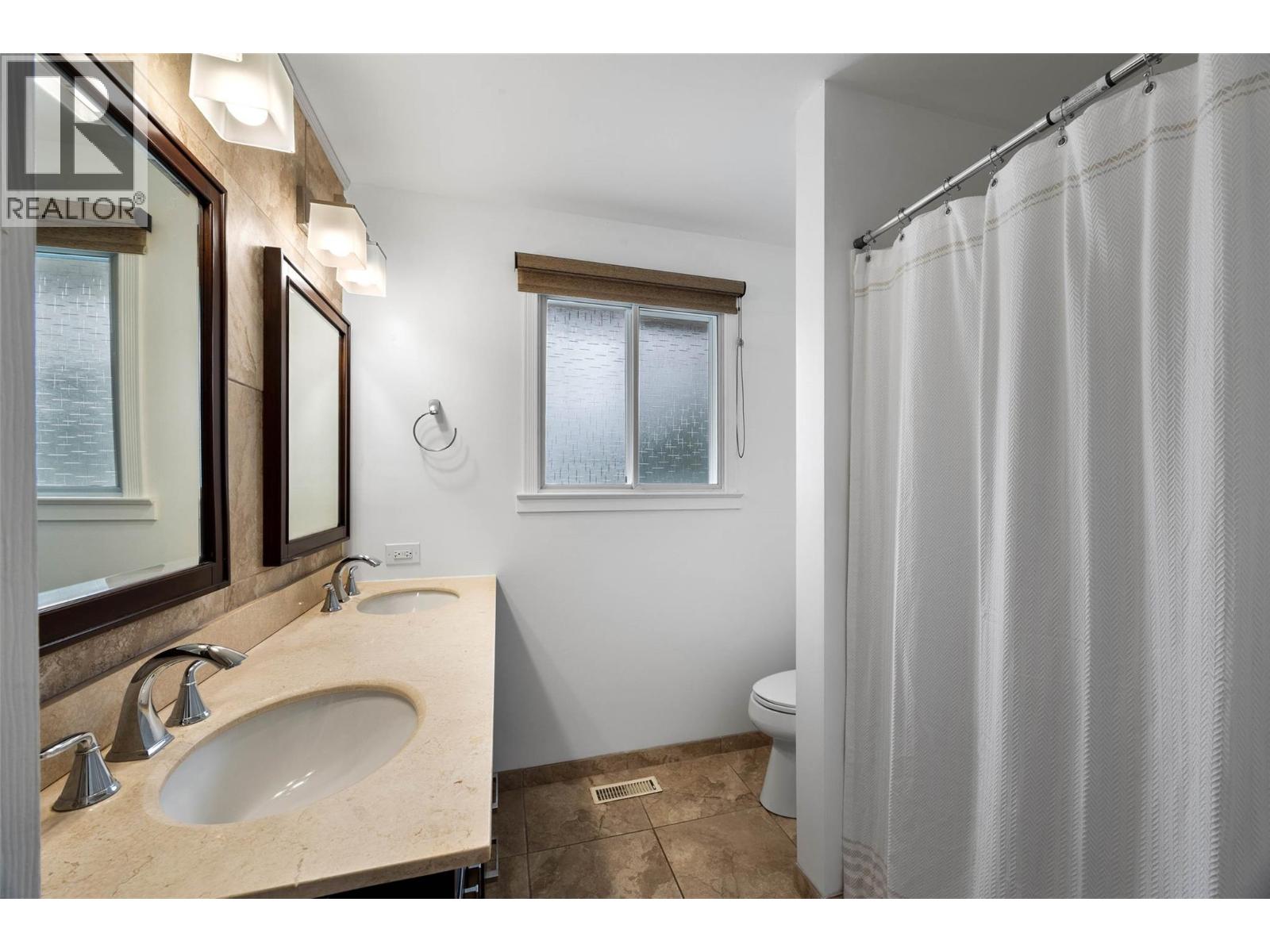 1670 Happyvale Avenue, Kamloops, British Columbia  V2B 4H2 - Photo 13 - 10396928