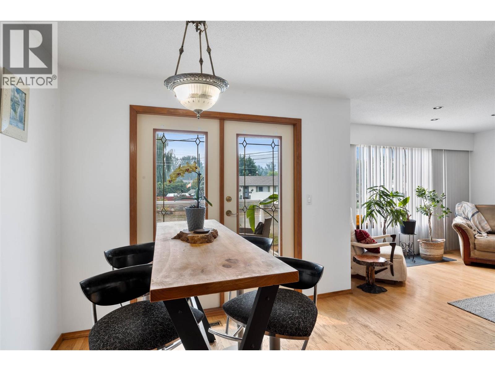 1670 Happyvale Avenue, Kamloops, British Columbia  V2B 4H2 - Photo 10 - 10396928