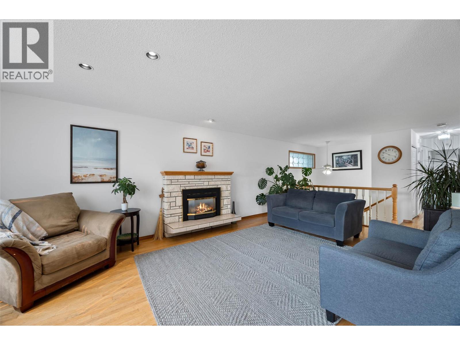 1670 Happyvale Avenue, Kamloops, British Columbia  V2B 4H2 - Photo 7 - 10396928