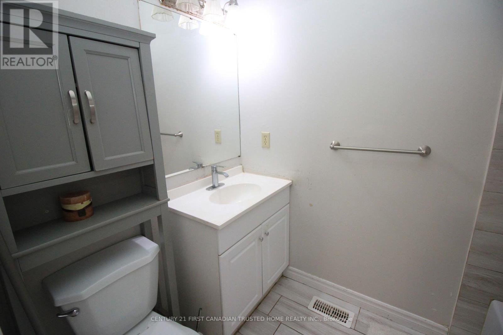 94 - 70 Fiddlers Green Road, London North, Ontario  N6H 4R4 - Photo 12 - X13594164