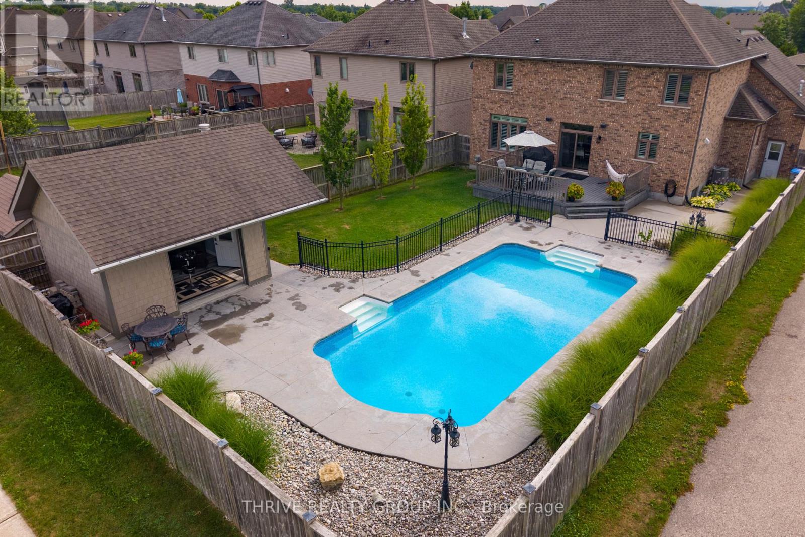 12 Ashwood Crescent, Middlesex Centre, Ontario  N0M 2A0 - Photo 34 - X13654132