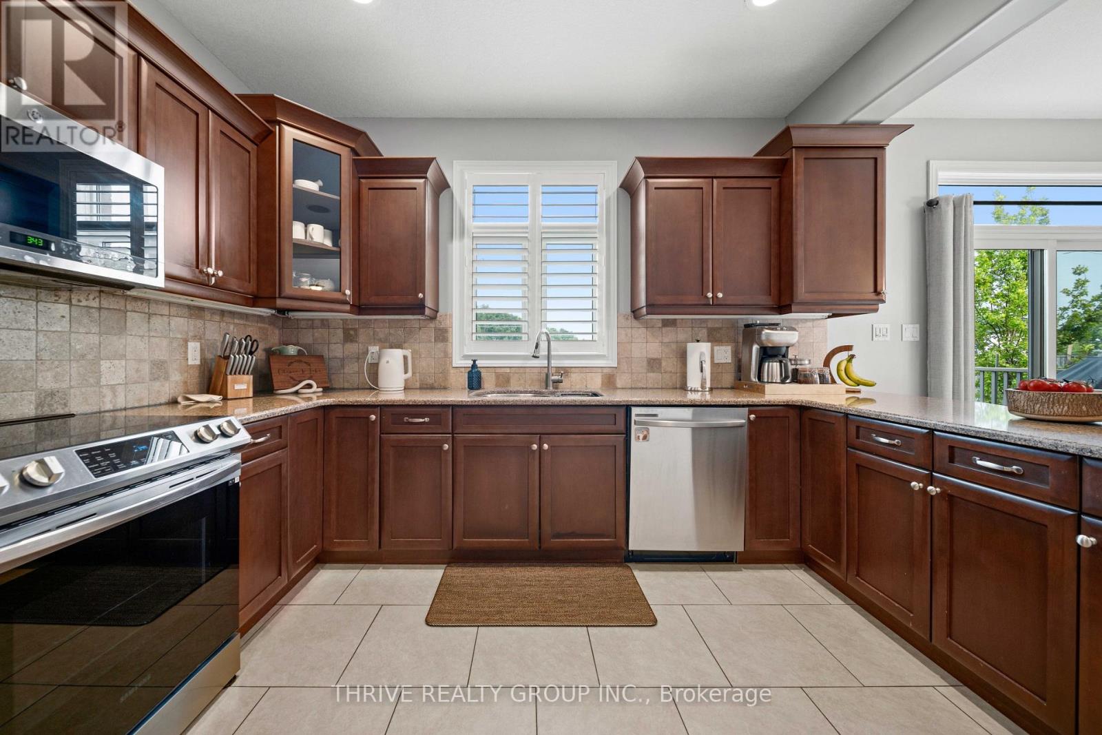 12 Ashwood Crescent, Middlesex Centre, Ontario  N0M 2A0 - Photo 9 - X13654132