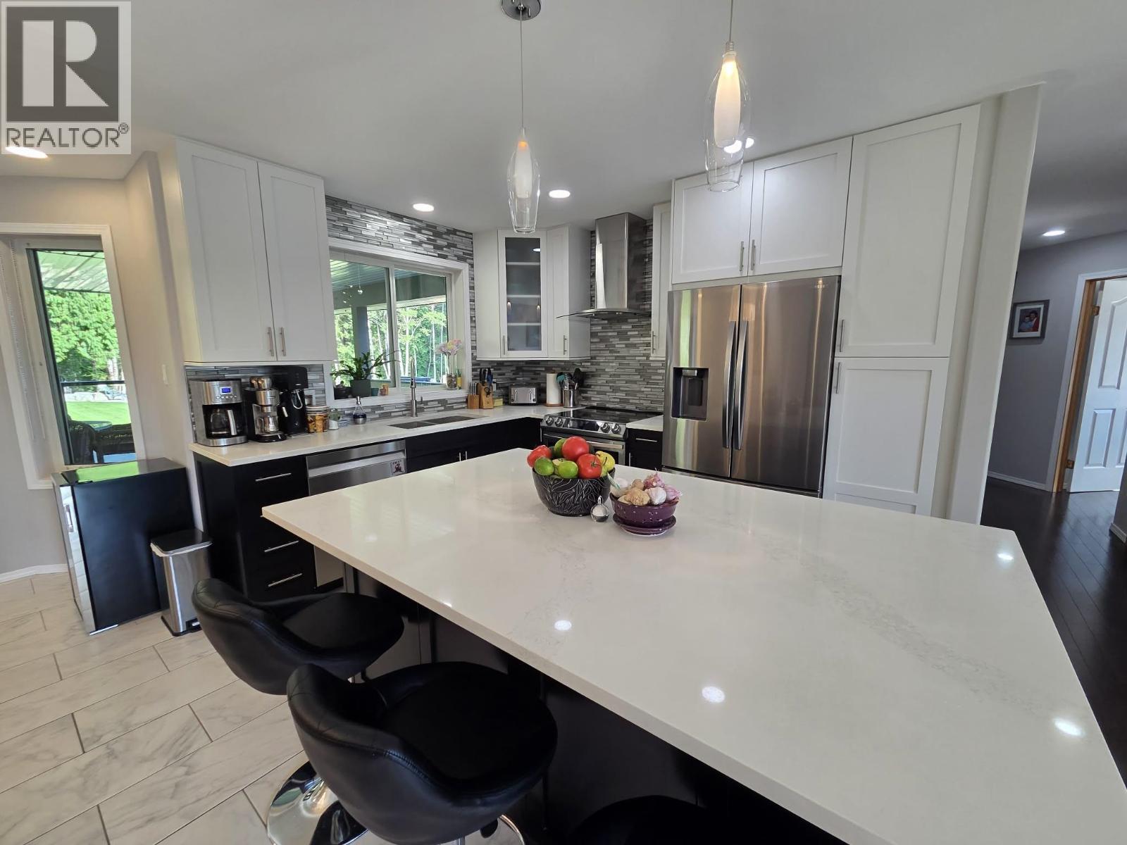 3822 Hatton Street, Terrace, British Columbia  V8G 5P6 - Photo 2 - R3153966