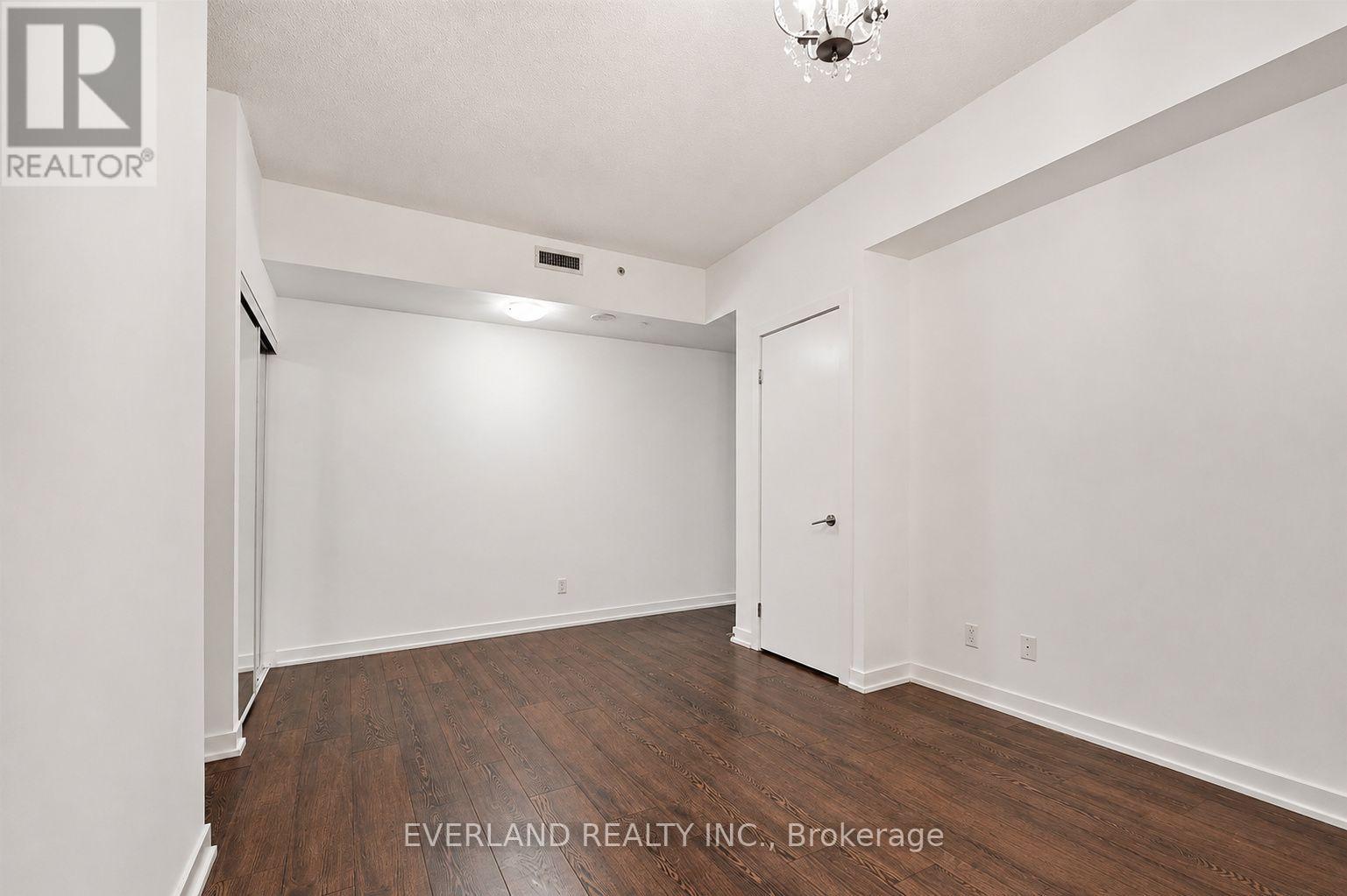 201 - 20 Bruyeres Mews, Toronto, Ontario M5V 0G8 - Photo 12 - C13653562